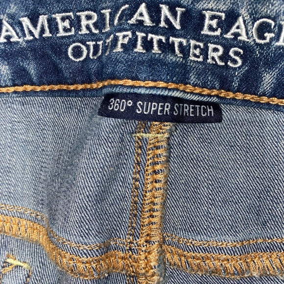 American Eagle Distressed shorts - Picture 3 of 4